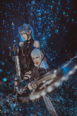 
微博萌妹蓝小沂KiKi – 明日方舟 幽灵鲨