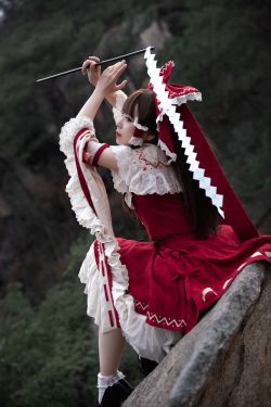 
 G44不会受伤 – 灵梦