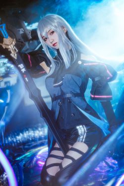 
萌系小姐姐木绵绵OwO – 斯卡蒂 写真套图