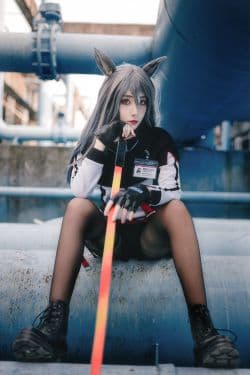 
南桃Momoko 《得克萨斯常服》 写真集