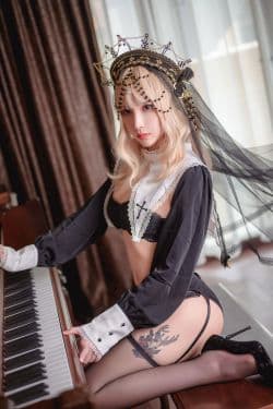 
 vams子 – 修女 写真套图