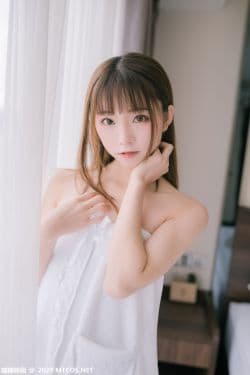 
 VOL.158 《纯白浴巾》 写真集