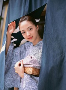 No.116 Rina  Aizawa 逢沢りな 写真集