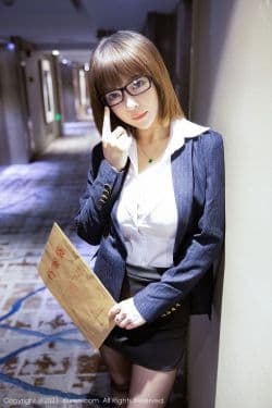 
 No.3151 大白兔吖 – 丰腴惹火姿态的妹子