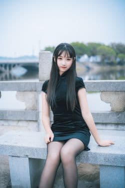 
 VOL.461 旗袍园游 写真套图