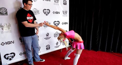 〝真人版〞电锯甜心选秀    要B级大家就来B级到底 ♥