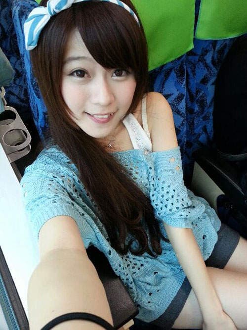 电机系女孩　邱俞瑄　腿长貌美的可爱双马尾正妹