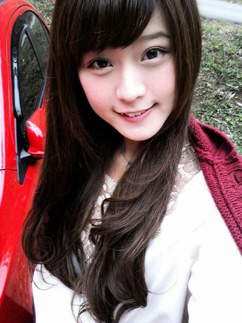 电机系女孩　邱俞瑄　腿长貌美的可爱双马尾正妹