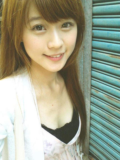 电机系女孩　邱俞瑄　腿长貌美的可爱双马尾正妹