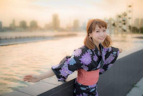 双马尾协会写真展　52楼观景台上的萌电波放送中~