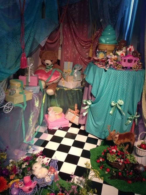 双马尾协会写真展　52楼观景台上的萌电波放送中~