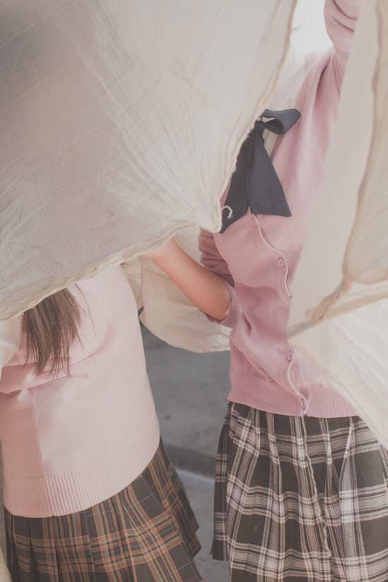 女子高中生X2 空气中的颗粒让人很有感觉 女子高中生X2 空气中的颗粒让人很有感觉