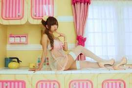 甜美性感《天使梨樱》腿这么长真的太犯规了啦