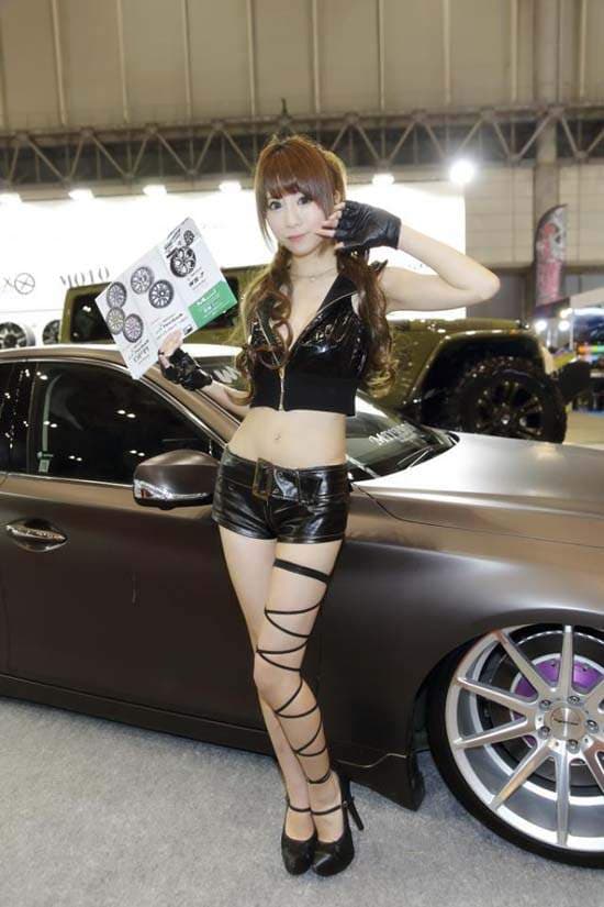 甜美性感《天使梨樱》腿这么长真的太犯规了啦