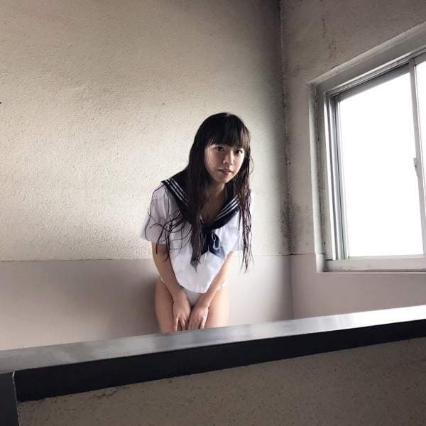 《合法美少女的罪恶感》21岁看起来还像小学生这样有错嘛