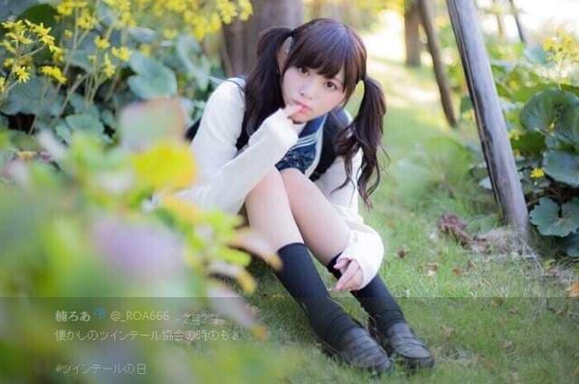 《正妹挑战一人去海边》游泳吃冰录影通通来好像有点忙压