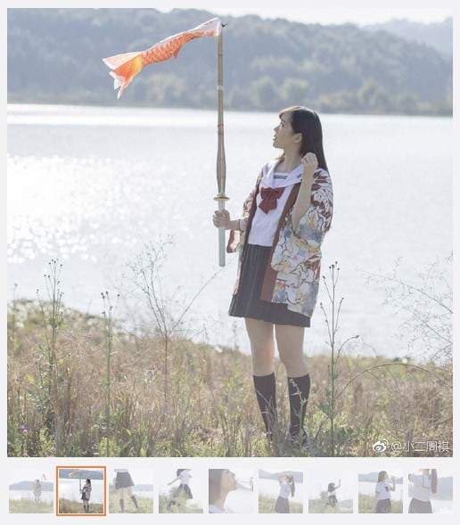 《鲤鱼旗制服妹》百褶裙加上白皙大腿这就是最美的景色