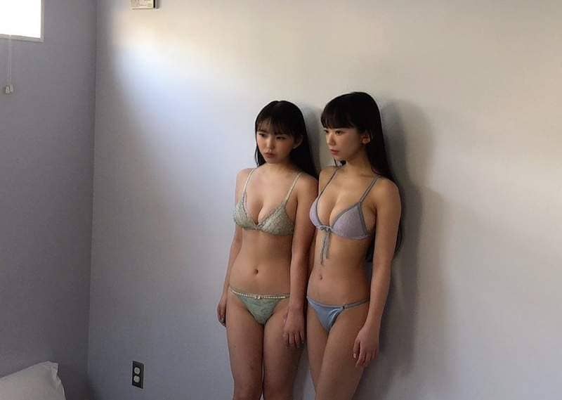 含乳量过高注意《长泽茉里奈×长泽圣爱》初上镜合法姊妹丼两人一起拍写真