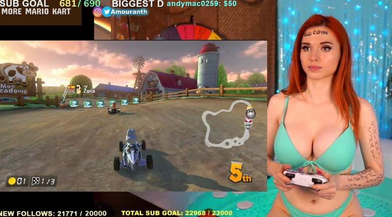 Twitch泳池频道《Amouranth》太过性感吗？其实我只担心手上的Joy-Con 掉下来(误)