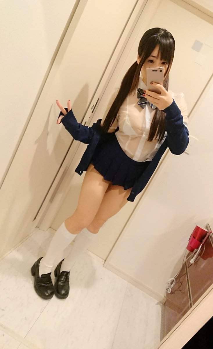 「冈田ゆい」美少女穿《透明衬衫》这个杀伤力太强我无法抵挡