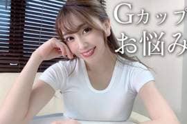 现役巨乳女星回答《四种大胸部女孩会做的事情》用欧派当手机架这种事还真的有做过❤