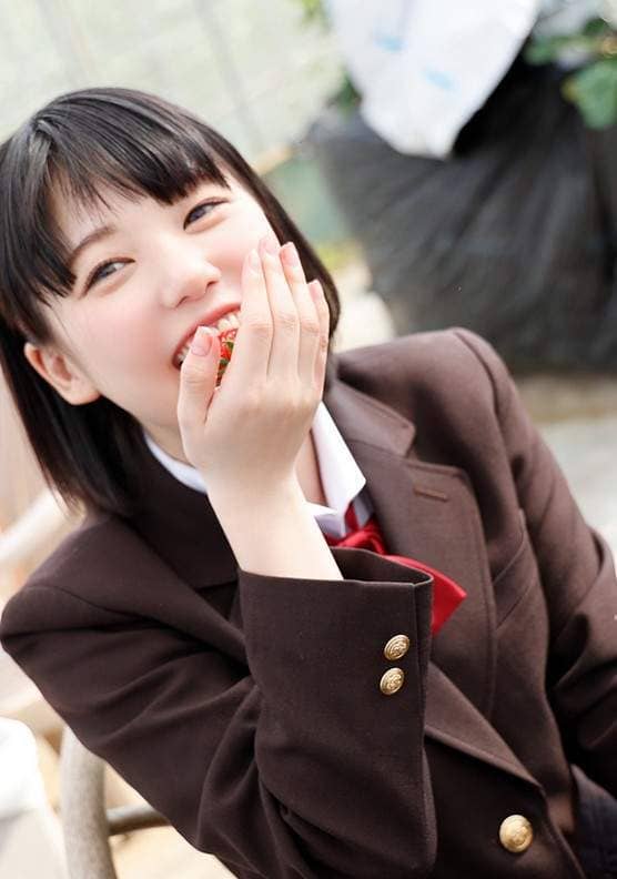 【西精大法】〝西斯新闻〞精华篇大到你无法…！《大尺度Coser》新年贺卡越看越舒虎❤免费下载！