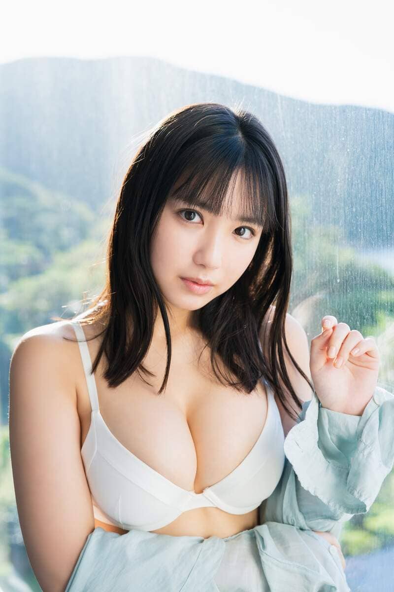 新一代童颜巨乳《泽口爱华》散发著初恋感的19岁漂亮美少女