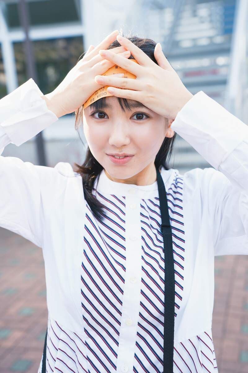新一代童颜巨乳《泽口爱华》散发著初恋感的19岁漂亮美少女