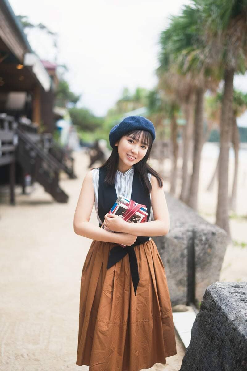 新一代童颜巨乳《泽口爱华》散发著初恋感的19岁漂亮美少女