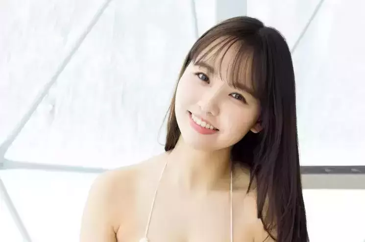 难波的写真皇牌《本郷柚巴》6月新写真「美しい果実」鲜美推出