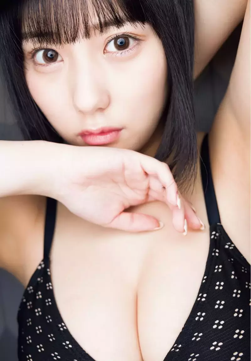 20岁王牌写真偶像《田中美久》短发造型登上7月最新杂志写真