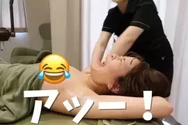 挑战胸部按摩《奈良冈にこ Channel》这次的体验超激痛，几乎全程尖叫到尾