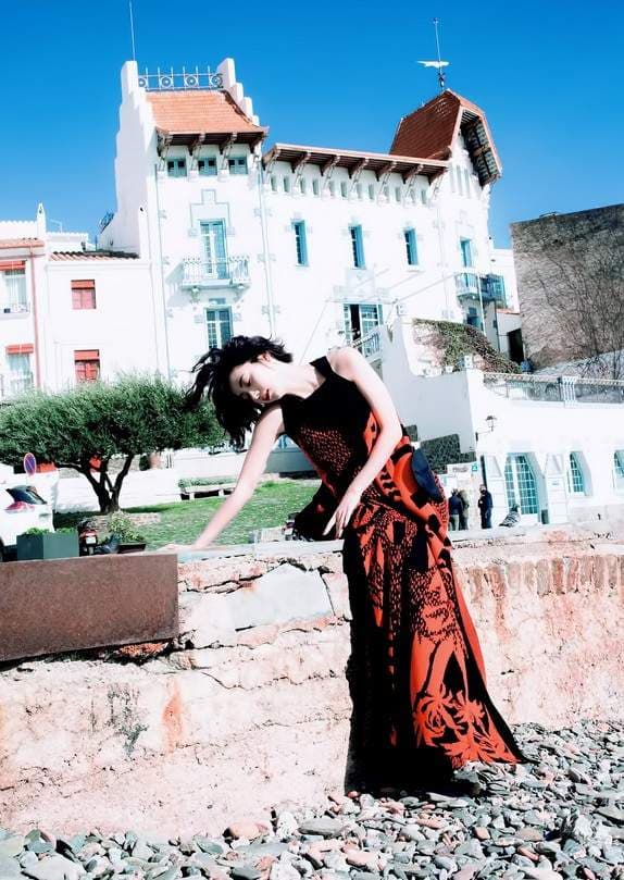 2019贞子女主角《池田依来沙》最新外拍写真火辣身材让我忘记七夜怪谈的恐怖惹