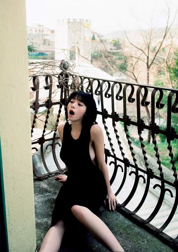 2019贞子女主角《池田依来沙》最新外拍写真火辣身材让我忘记七夜怪谈的恐怖惹