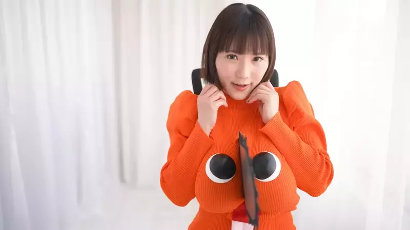 《涩谷果步变身链锯恶魔波奇塔》这欧派能夹得住武器我完全相信