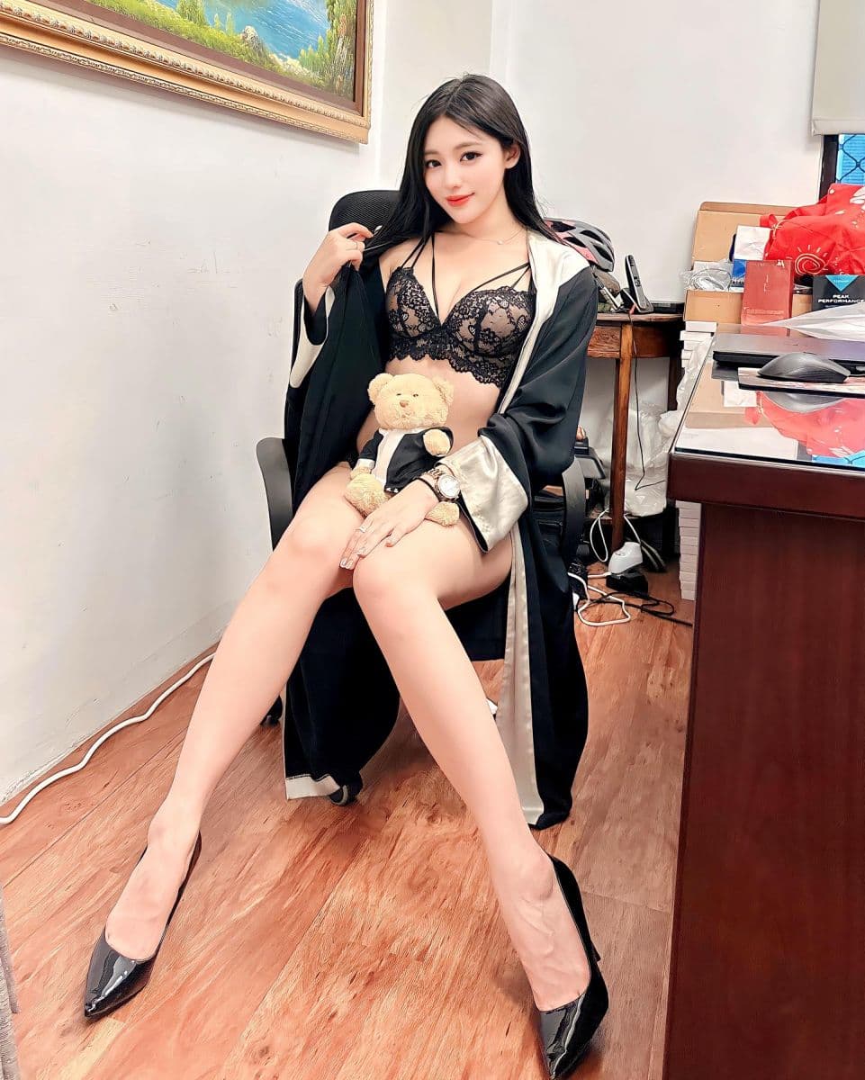 JKF女郎,谢立琪Kiki,美女新闻,欧派,性感美女69文学网