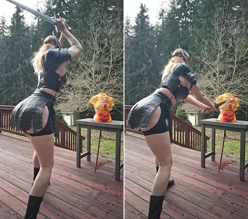 胸勇女战士的击打影片 试试看各种武器对凝胶假人所造成的伤害