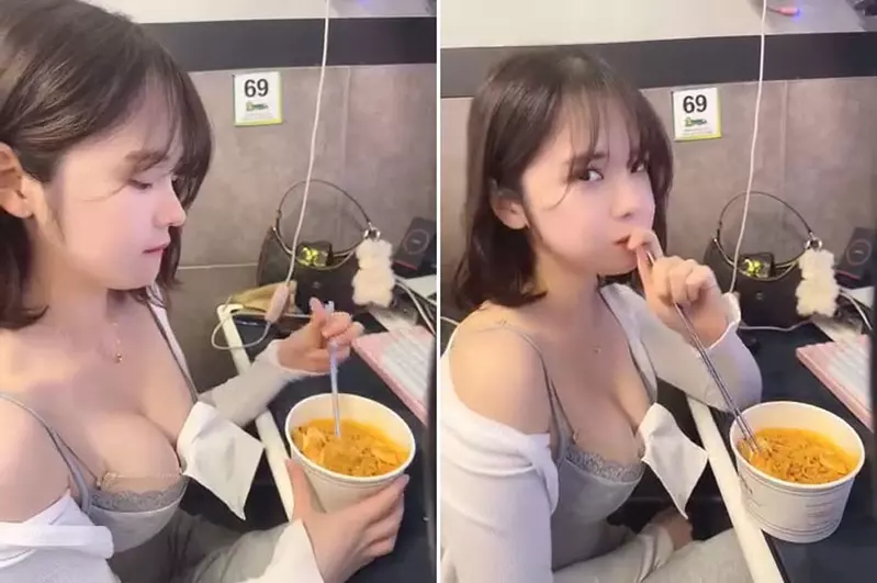 吃泡面不会滴到衣服的方法 韩国正妹《yuuu_lovely》在胸口夹一张卫生纸就搞定一切 吃泡面不会滴到衣服的方法 韩国正妹《yuuu_lovely》在胸口夹一张卫生纸就搞定一切