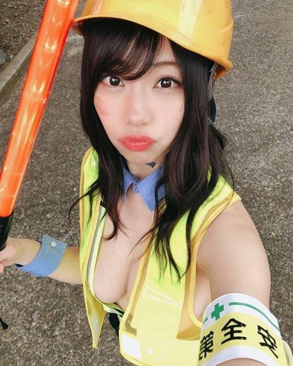 【图多】高清无码《行行出巨乳写真集》U质花絮侧拍照看爆得永生(ᗒᗨᗕ)