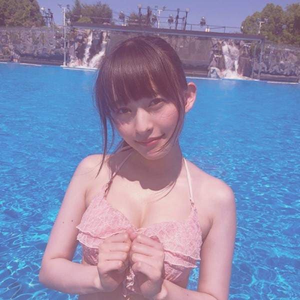 《高崎かなみ》就连长泽茉里奈看到都比出大拇指的次世代美少女 《高崎かなみ》就连长泽茉里奈看到都比出大拇指的次世代美少女