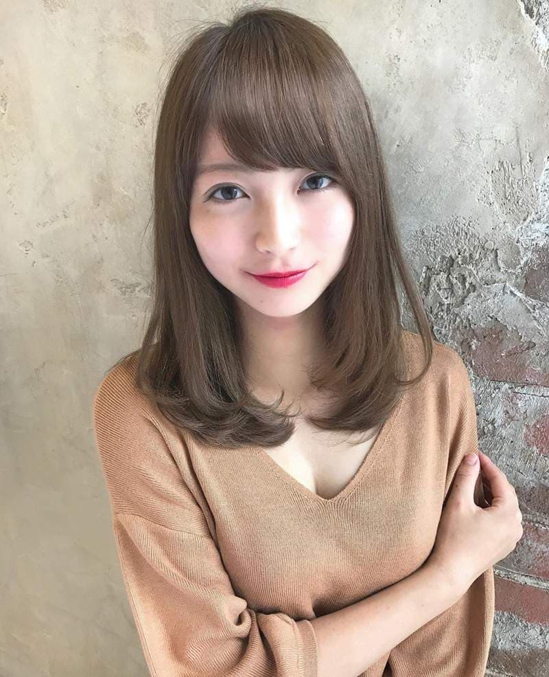 完全重点误《强调欧派的发型范本》比起头发的前后差异，视线总不自觉往下去...