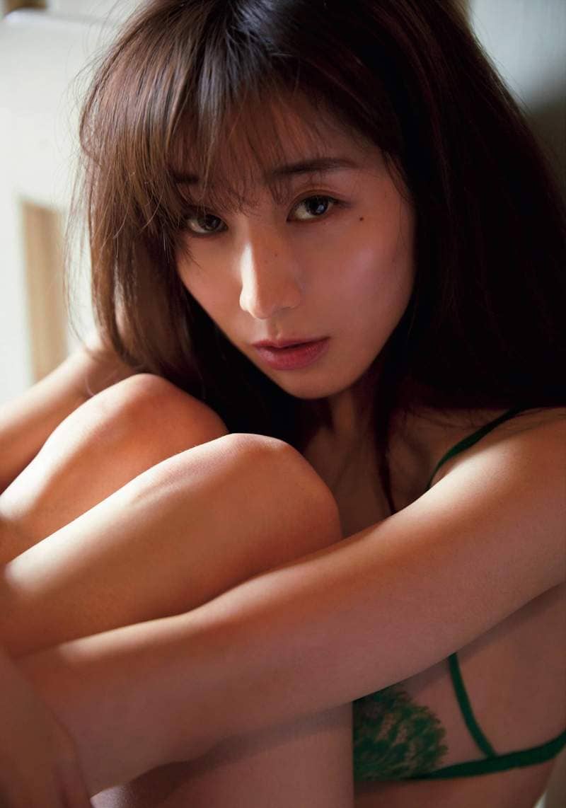 日杂志精选《这部位威爆了美女排行榜》女艺人美乳篇TOP 15