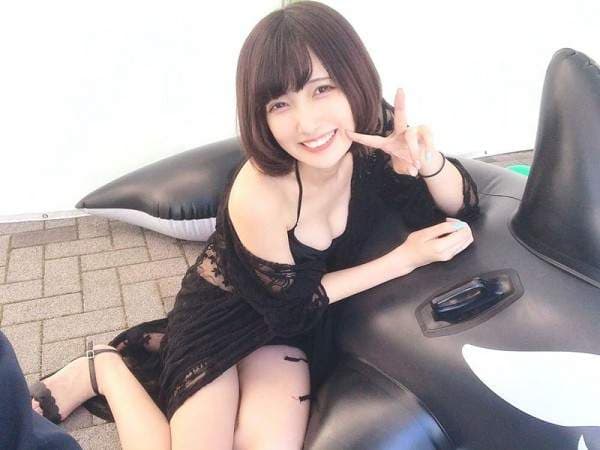 原石美少女《月埜ヒスイ》惊人好身材❤推敲应该有日规E~F罩杯级数