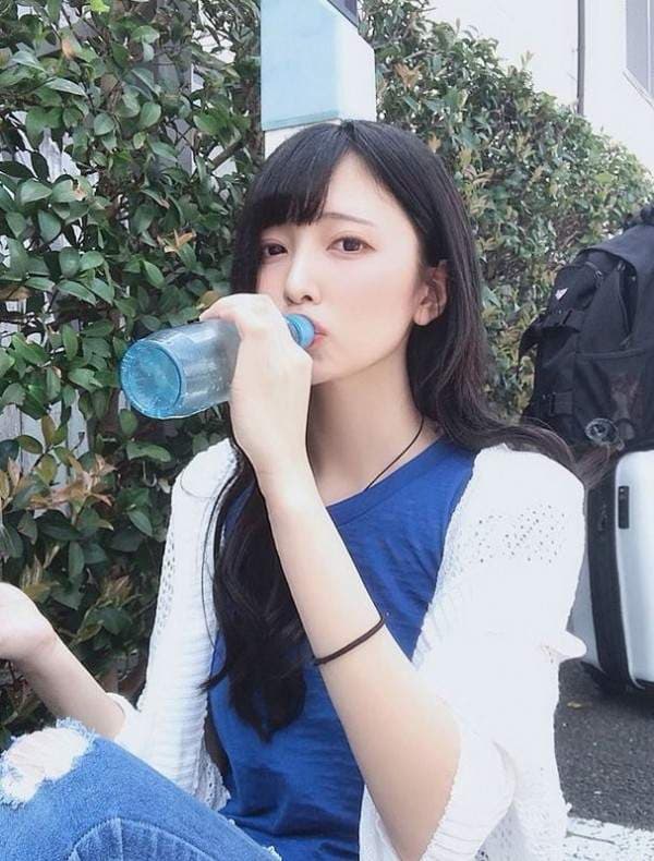 原石美少女《月埜ヒスイ》惊人好身材❤推敲应该有日规E~F罩杯级数