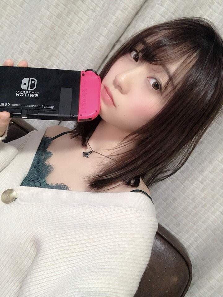 爆乳美少女的欧派抖动《伊织萌》原来女孩儿也可以ㄉㄨㄞㄉㄨㄞ