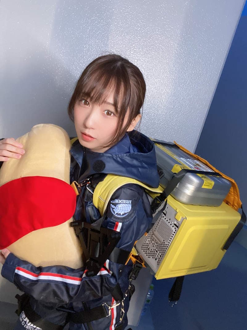 爆乳美少女的欧派抖动《伊织萌》原来女孩儿也可以ㄉㄨㄞㄉㄨㄞ