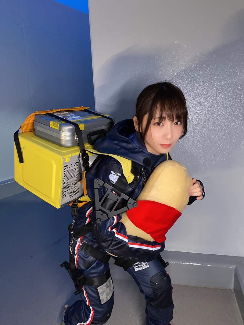 爆乳美少女的欧派抖动《伊织萌》原来女孩儿也可以ㄉㄨㄞㄉㄨㄞ