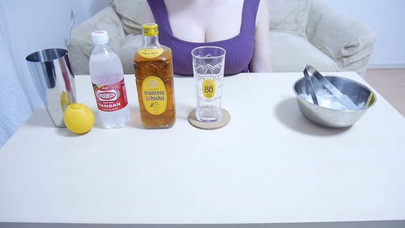 地方的妈妈教你《柠檬沙瓦》我现在正需要这种冰凉沁心的感觉❤