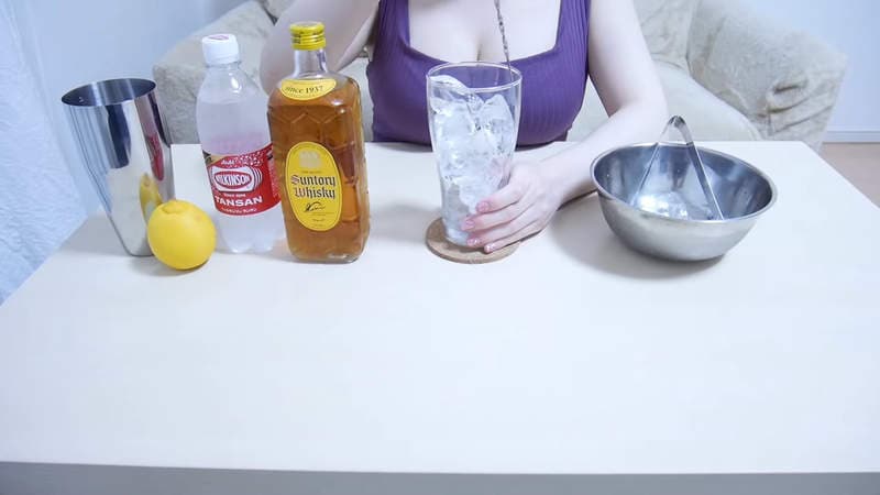 地方的妈妈教你《柠檬沙瓦》我现在正需要这种冰凉沁心的感觉❤