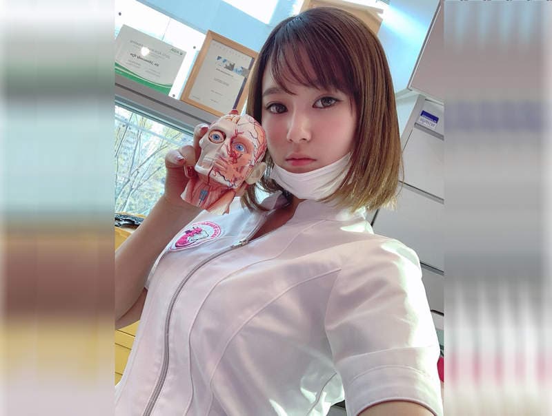 正妹洁牙师《西原爱夏》发炎的我愿意天天到诊所报到请她帮我消肿 正妹洁牙师《西原爱夏》发炎的我愿意天天到诊所报到请她帮我消肿